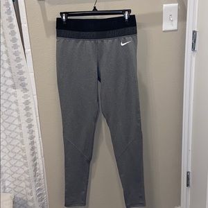 Grey Nike pro leggings